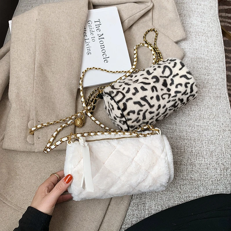 XP1226 leopard print hairy shoulder fashion wild trend chain bucket bag diagonal bag
XP1226 leopard print hairy shoulder fashion wild trend chain bucket bag diagonal bag