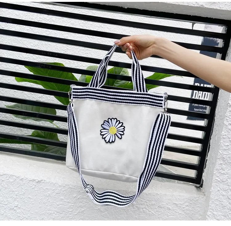 Wholesale custom printed logo white single shoulder portable cotton shopping bag, White/black custom any color
Wholesale custom printed logo white single shoulder portable cotton shopping bag, White/black custom any color