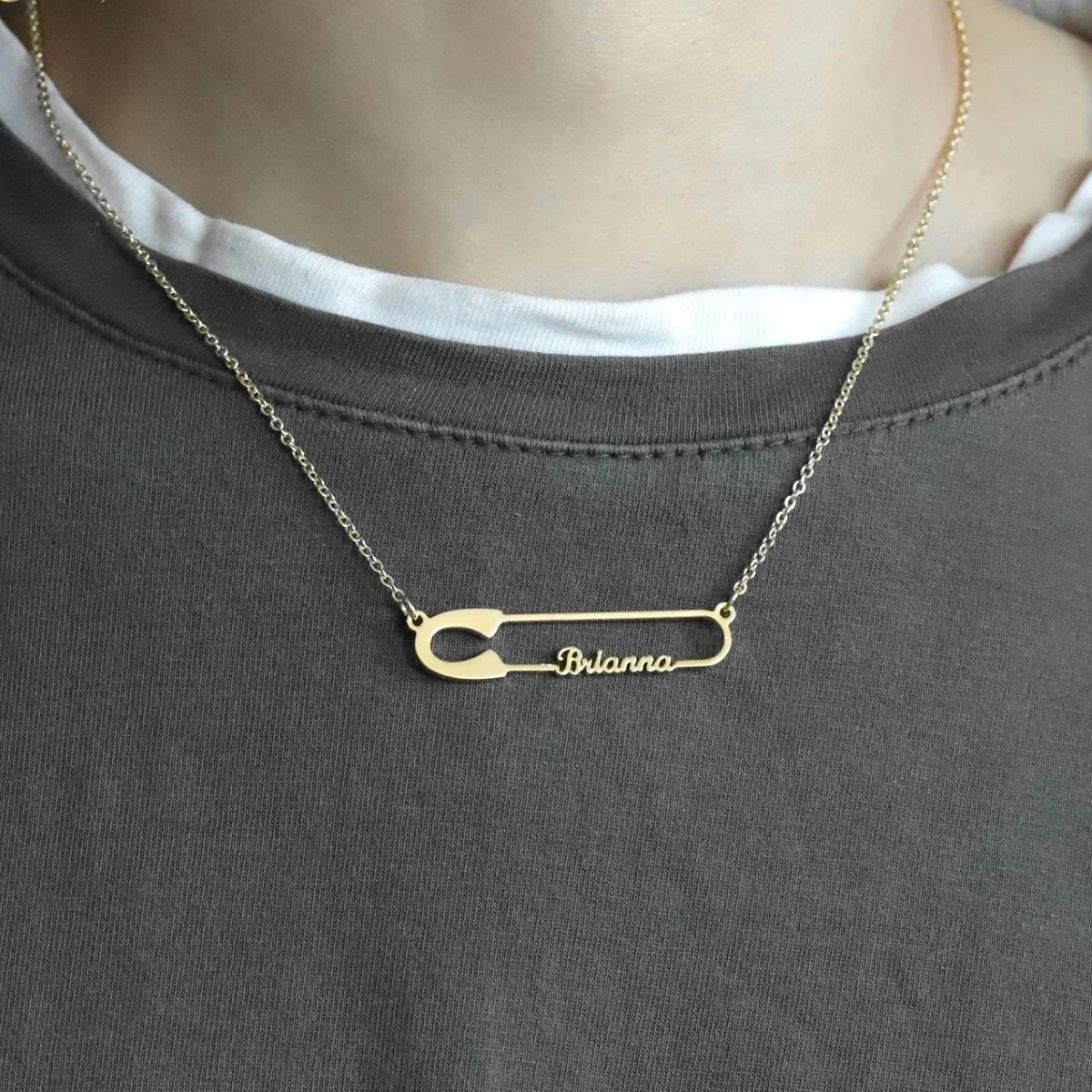 Hot Selling Personalized Paper Clip Necklace Custom Family Name Alphabet Necklace Charm Jewelry for Women BFF Girlfriend, Gold/steel color/rose gold
Hot Selling Personalized Paper Clip Necklace Custom Family Name Alphabet Necklace Charm Jewelry for Women BFF Girlfriend, Gold/steel color/rose gold