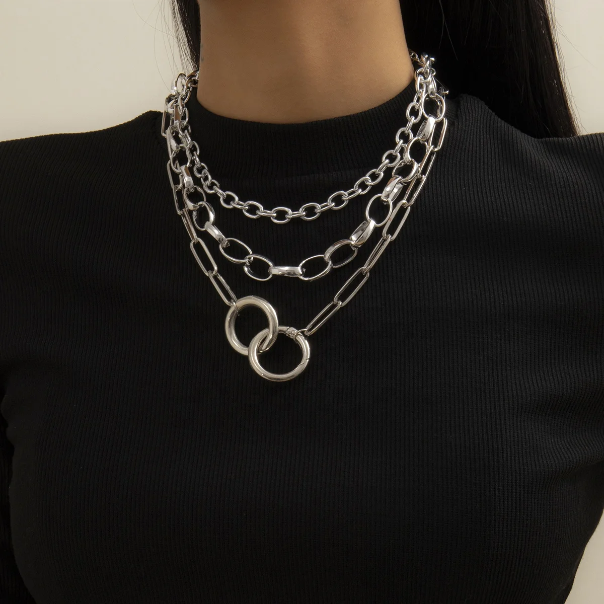 2021 Fashion multi layers Necklace Punk Chunky Heavy Metal Chain Big Circle Pendant Necklace Women
2021 Fashion multi layers Necklace Punk Chunky Heavy Metal Chain Big Circle Pendant Necklace Women