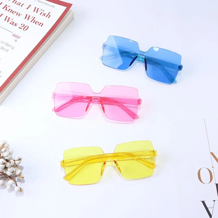 Lovely fashion candy color children shades cute purple shades one piece pink square kids sunglasses, As the picture shows
Lovely fashion candy color children shades cute purple shades one piece pink square kids sunglasses, As the picture shows