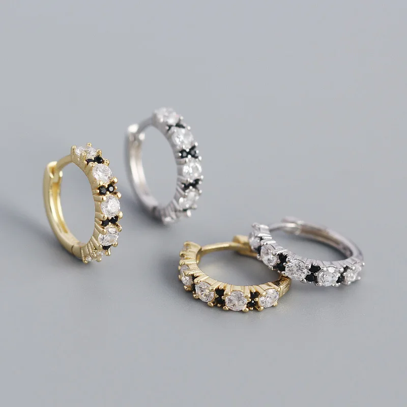 2022 New Jewelry S925 Silver Cubic Zirconia Hoop Earrings Trendy Gold Plated Rhinestone Crystal Clip On Earrings for Women
2022 New Jewelry S925 Silver Cubic Zirconia Hoop Earrings Trendy Gold Plated Rhinestone Crystal Clip On Earrings for Women