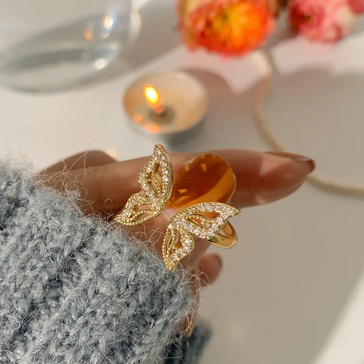 Good Quality Shining Zirconia Stones Butterfly Shaped Rings 18K Gold Plated Animal Butterfly Open Rings
Good Quality Shining Zirconia Stones Butterfly Shaped Rings 18K Gold Plated Animal Butterfly Open Rings