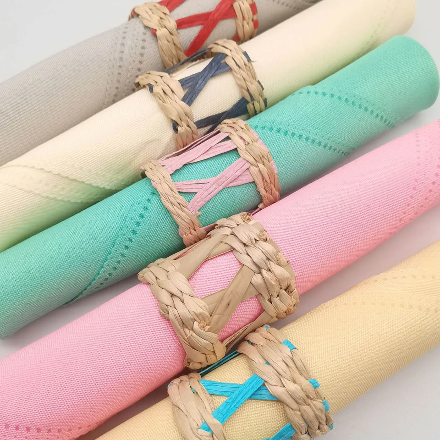 Jachon Round Woven Napkin Ring Rustic Handmade Braided Grass Napkin Button For Table, Same as the pic
Jachon Round Woven Napkin Ring Rustic Handmade Braided Grass Napkin Button For Table, Same as the pic