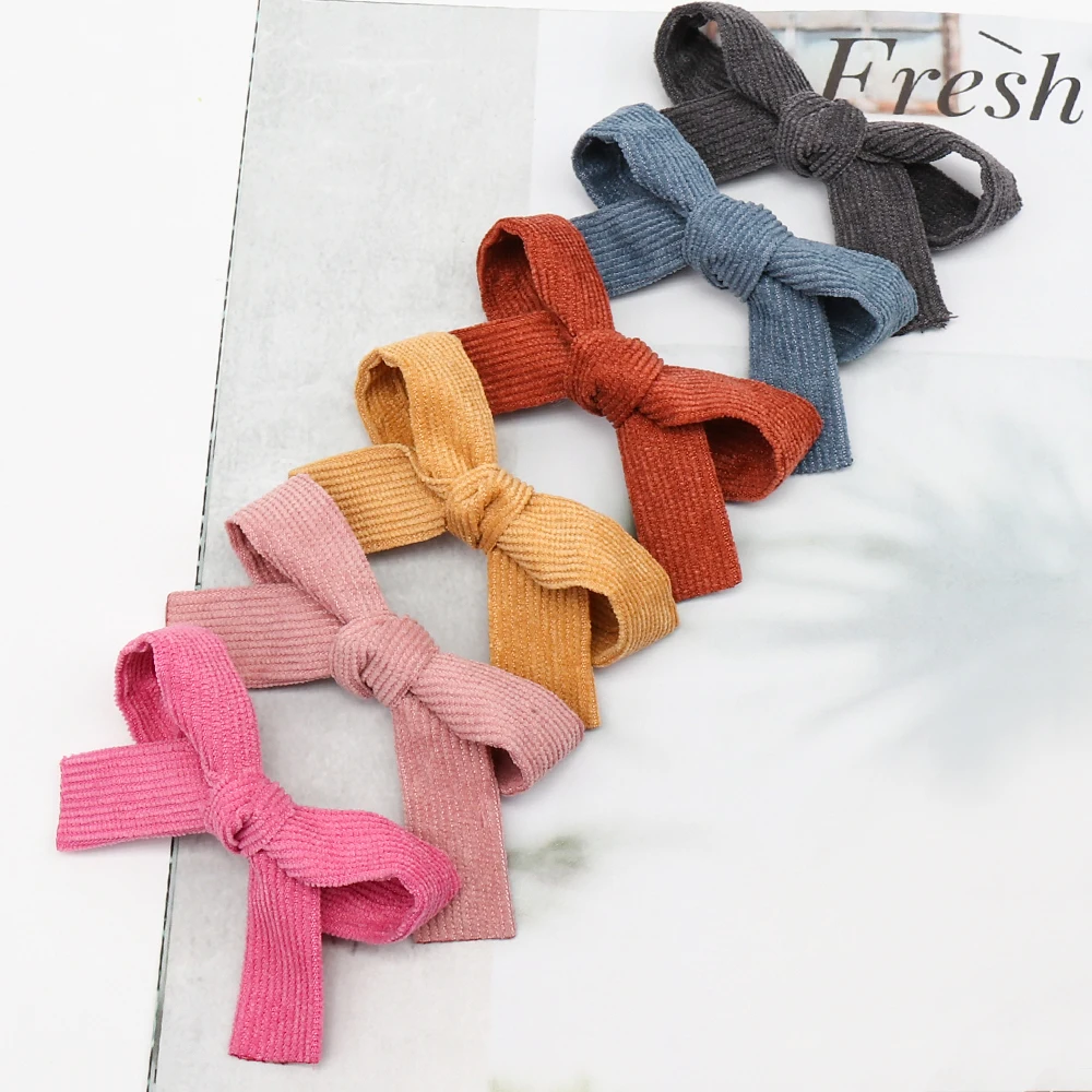 3.5 Inch Handmade Cheer Bows Clips for Girls Solid Striped Velvet bow Hair Accessories Hair Bow for Women
3.5 Inch Handmade Cheer Bows Clips for Girls Solid Striped Velvet bow Hair Accessories Hair Bow for Women