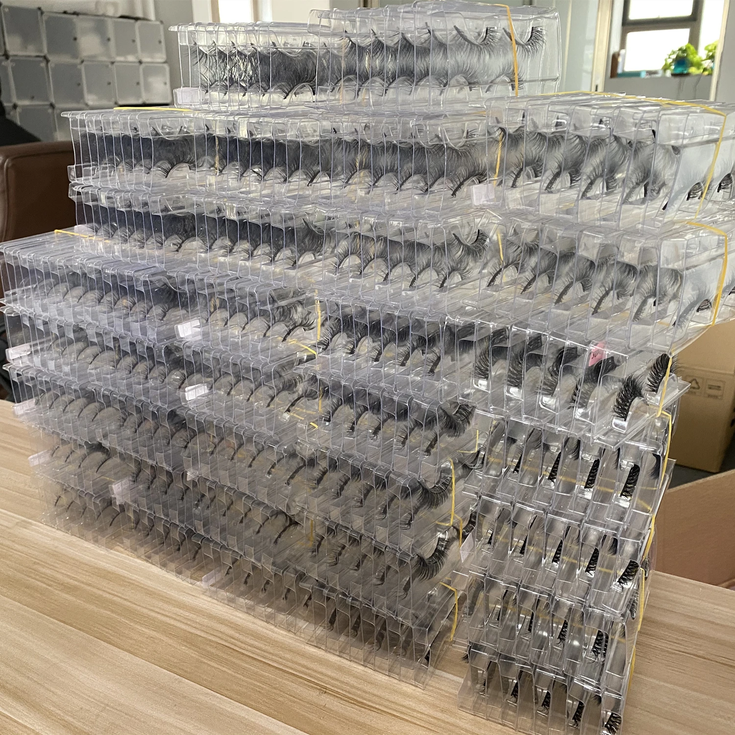 free paper box cruelty free lashes3d wholesale vendor 25mm faux mink eyelashes customized boxes 25mm lashes
free paper box cruelty free lashes3d wholesale vendor 25mm faux mink eyelashes customized boxes 25mm lashes