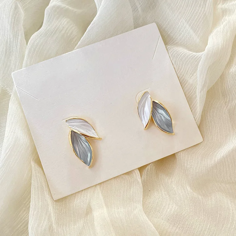 New Arrival Metal Trendy Summer Fresh Lovely Sweet Grey Leaf Dangle Earrings For Women Fashion Jewelry Gifts
New Arrival Metal Trendy Summer Fresh Lovely Sweet Grey Leaf Dangle Earrings For Women Fashion Jewelry Gifts