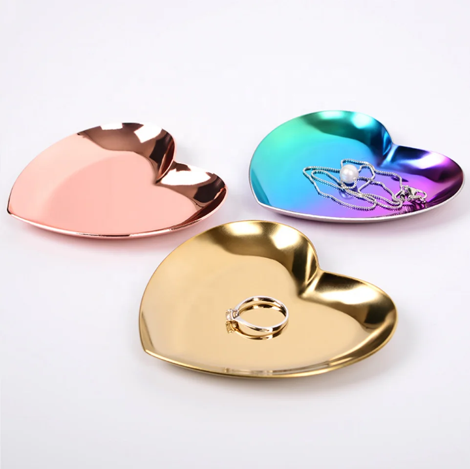Hot Sale Heart-shaped Jewelry Tray Nordic Style Gold Jewelry Ring Tray Metal Jewelry Storage display tray, Gold,colorful,rose gold
Hot Sale Heart-shaped Jewelry Tray Nordic Style Gold Jewelry Ring Tray Metal Jewelry Storage display tray, Gold,colorful,rose gold