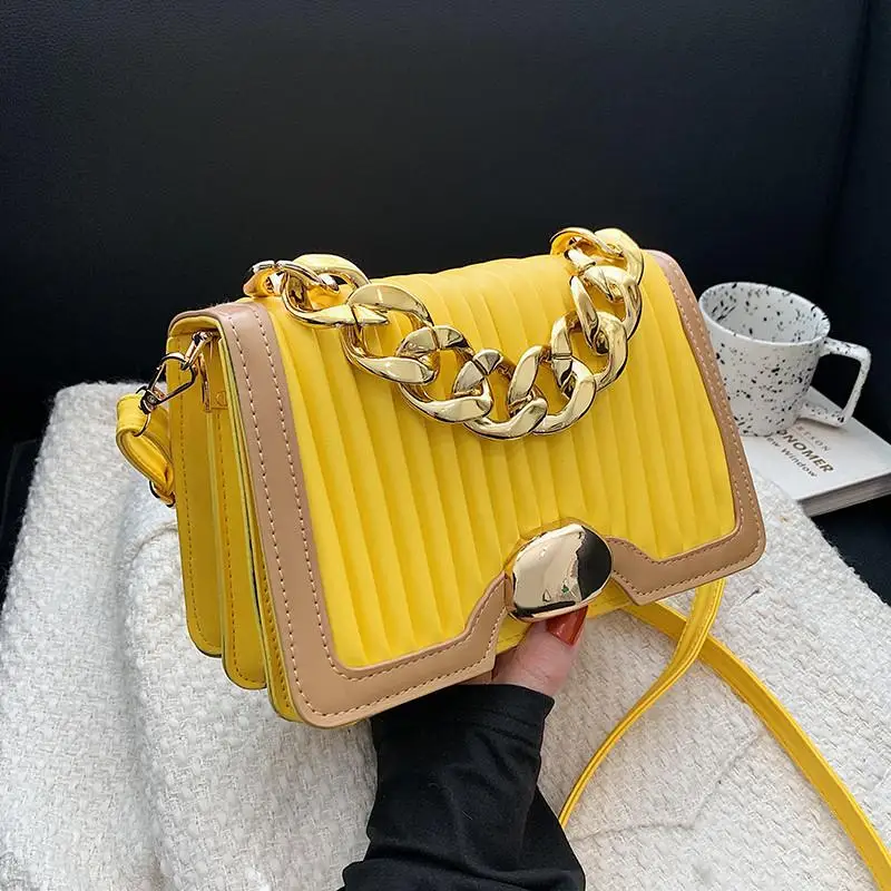 Fashion Thick Metal Chain Crossbody Bags For Women Leather Pleated Pouch Shoulder Bag
Fashion Thick Metal Chain Crossbody Bags For Women Leather Pleated Pouch Shoulder Bag