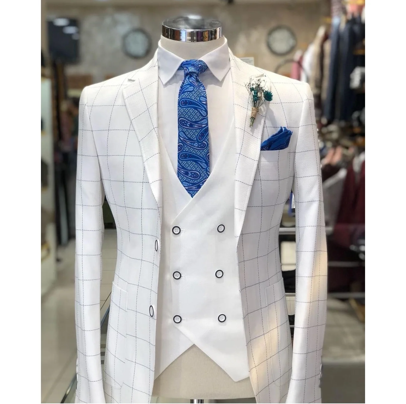 White Custom Made 3 Piece Plaid Wedding Formal Suits Set For Men 2020, Customized color
White Custom Made 3 Piece Plaid Wedding Formal Suits Set For Men 2020, Customized color