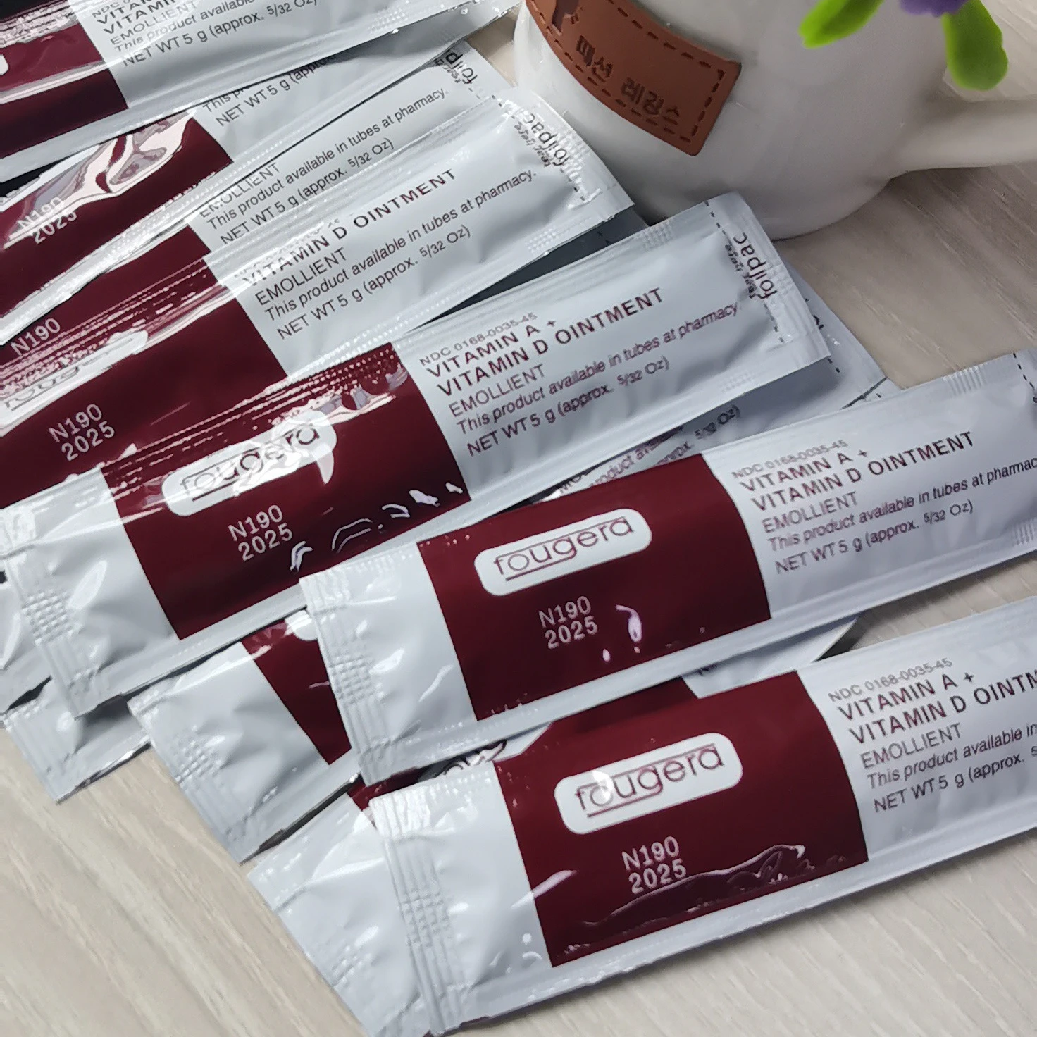 Permanent Makeup 10g Gel Vitamin Lip Eyebrow Tattoo Repair Care Numing Cream Tattoo Cream Tktx, Blue , purple,black, red,green
Permanent Makeup 10g Gel Vitamin Lip Eyebrow Tattoo Repair Care Numing Cream Tattoo Cream Tktx, Blue , purple,black, red,green