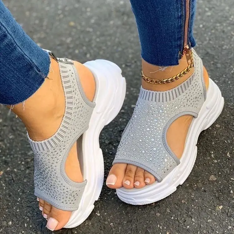Fashion Rhinestone Sneakers Fish Mouth Walking Style Shoes Women's Casual Slip-On Vulcanized Shoes Ladies Loafers Plus Size 43 
Fashion Rhinestone Sneakers Fish Mouth Walking Style Shoes Women's Casual Slip-On Vulcanized Shoes Ladies Loafers Plus Size 43