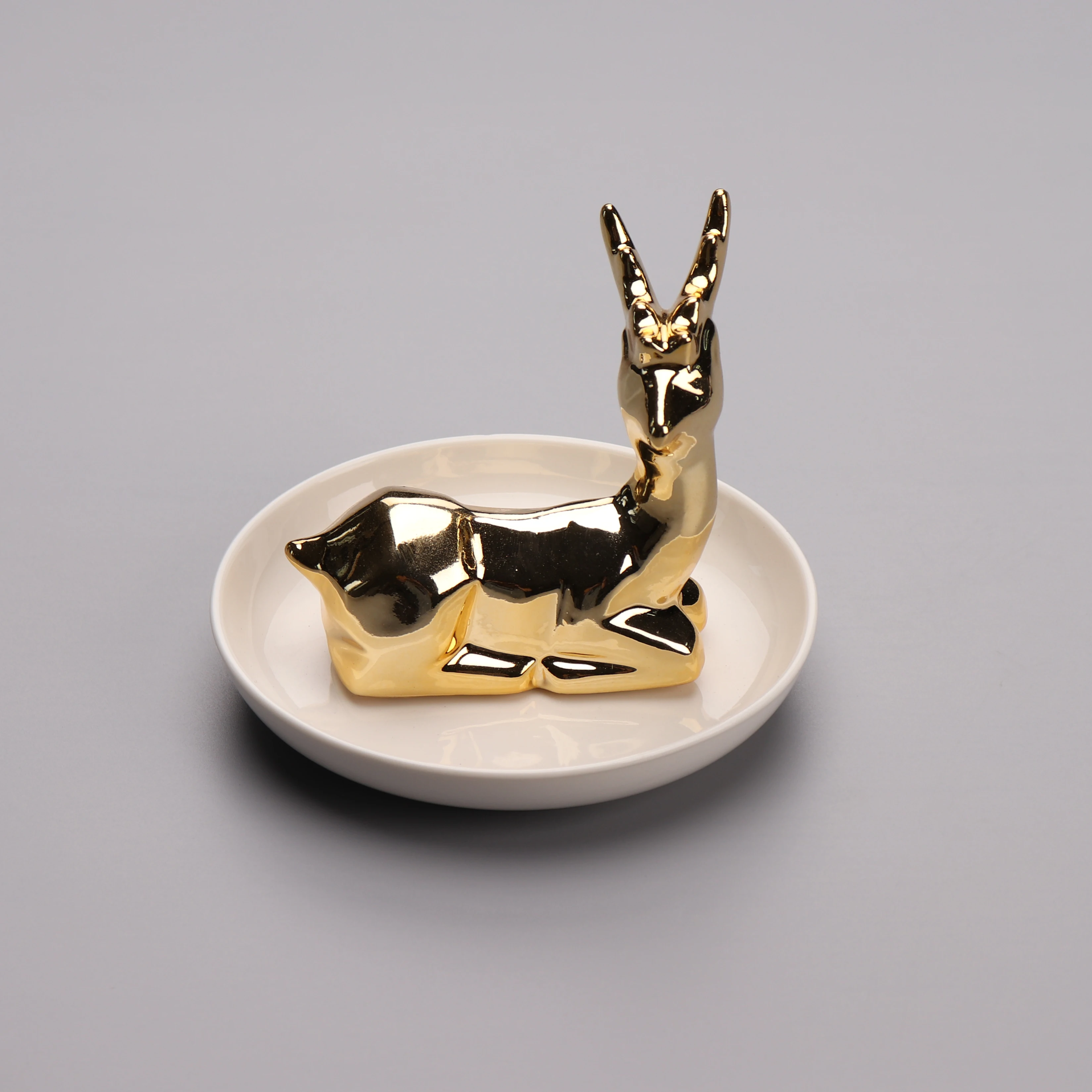 Custom pouch Gold Colors Christmas Reindeer Style Ceramic Jewelry Packaging & Display Earring display holder trinket dish
Custom pouch Gold Colors Christmas Reindeer Style Ceramic Jewelry Packaging & Display Earring display holder trinket dish