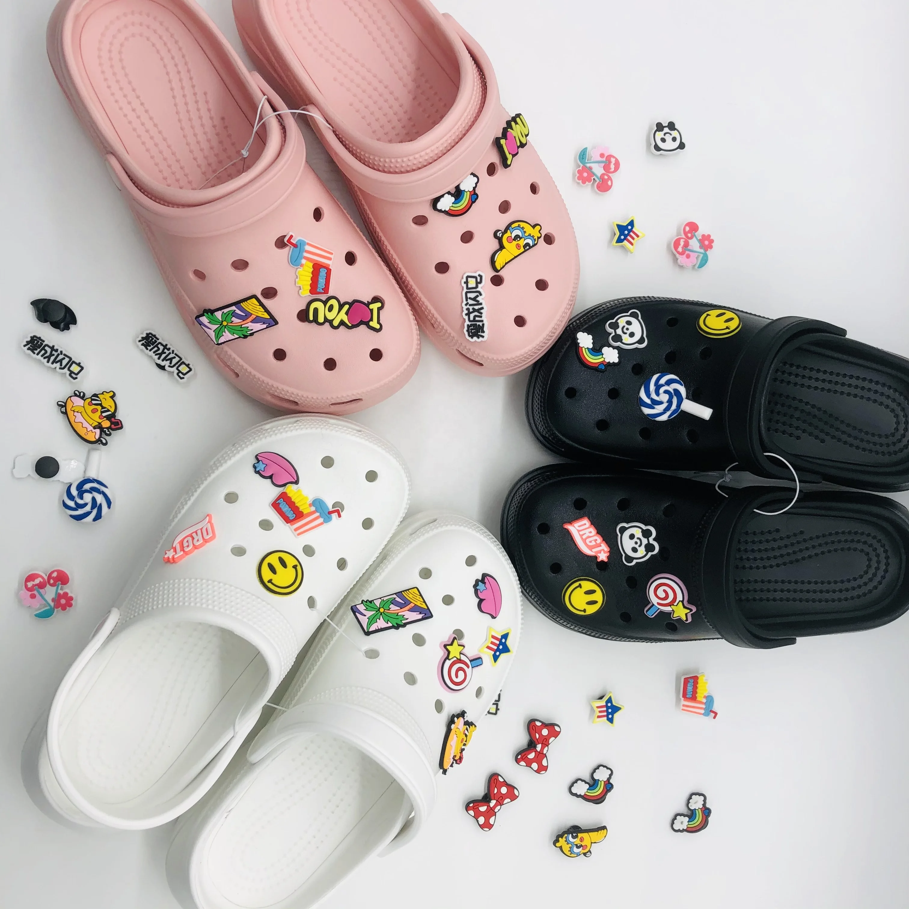 wholesale chaussure lady's clogs slippers sandals outdoor clog sandalia designer clogs slides slippers chinelo for women, 3 colors
wholesale chaussure lady's clogs slippers sandals outdoor clog sandalia designer clogs slides slippers chinelo for women, 3 colors