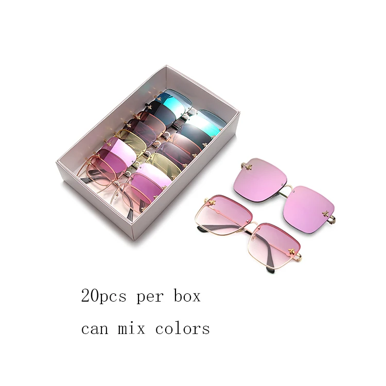 Free Shipping 20pcs Per Box Luxury Square Bee Sunglasses Retro Metal Frame Oversized Sun Glasses Female Gradient Shades Oculos
Free Shipping 20pcs Per Box Luxury Square Bee Sunglasses Retro Metal Frame Oversized Sun Glasses Female Gradient Shades Oculos