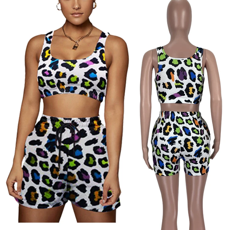 2021 New arrival summer fashion casual printed sports shorts vest crop top ladies two piece set
2021 New arrival summer fashion casual printed sports shorts vest crop top ladies two piece set
