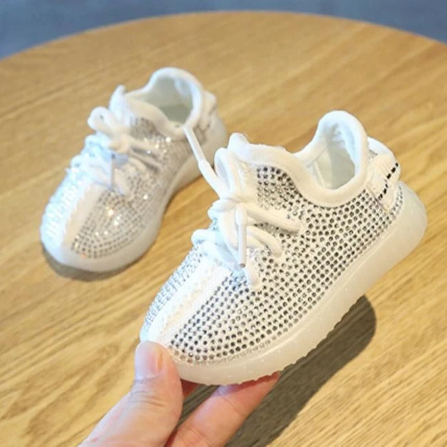 2020 comfortable sparkly baby sneakers rhinestone coconut baby shoes 0-2 years old baby trainers slip-on lace up flat low cut
2020 comfortable sparkly baby sneakers rhinestone coconut baby shoes 0-2 years old baby trainers slip-on lace up flat low cut