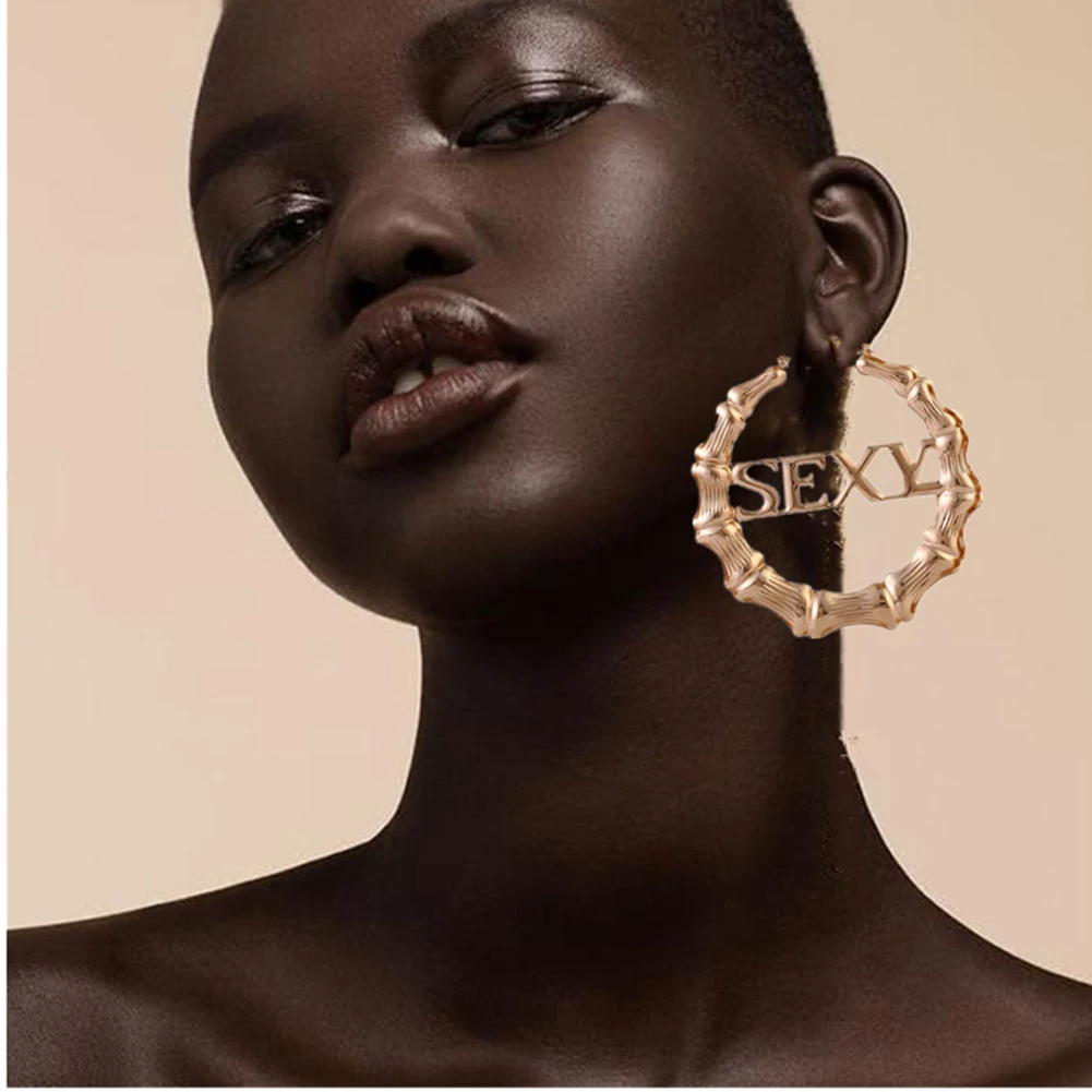 Super Light Gold Bohemia Metal Punk Big Earrings For Hip-Hop Big Earring Ins Style Big Gold Earrings
Super Light Gold Bohemia Metal Punk Big Earrings For Hip-Hop Big Earring Ins Style Big Gold Earrings