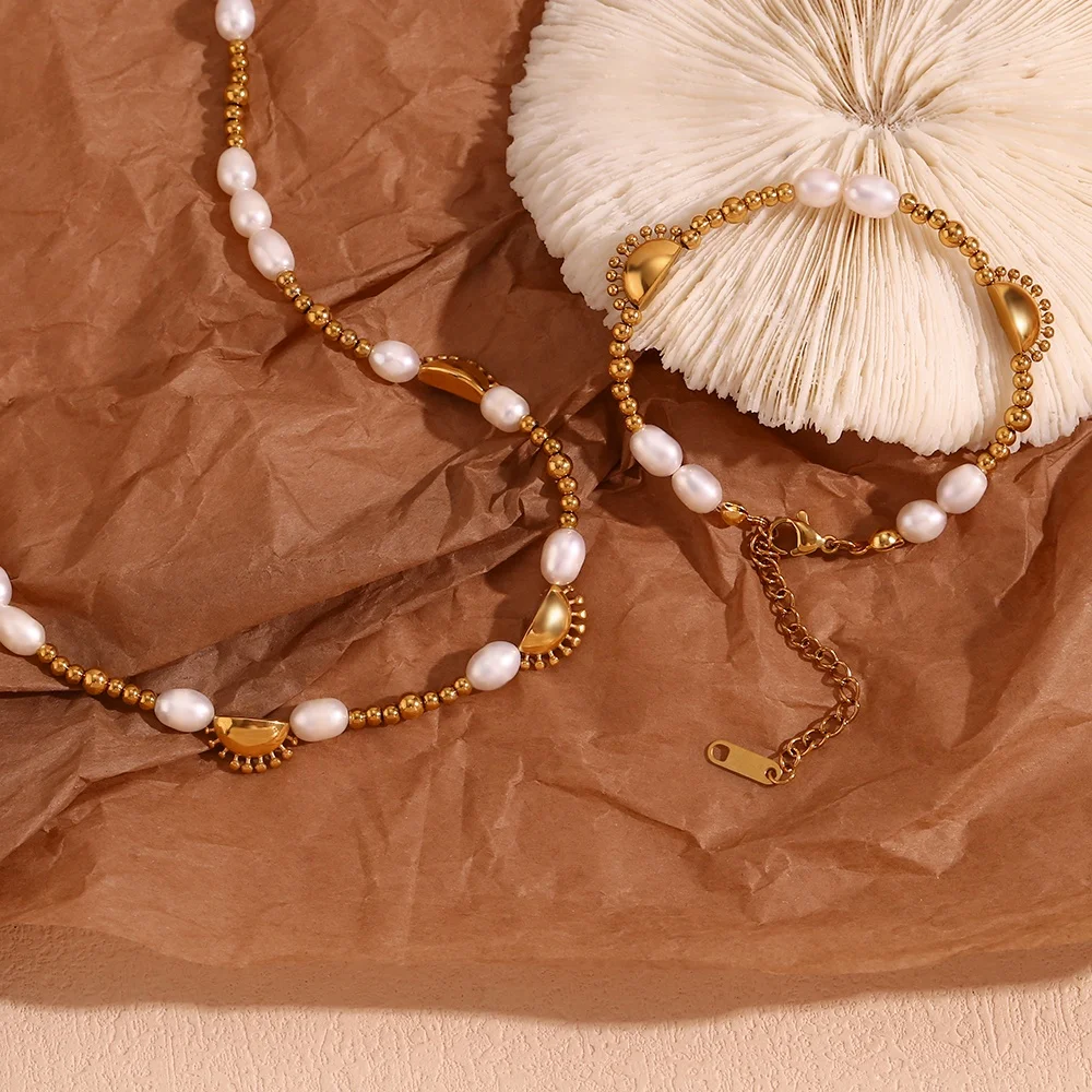 Fresh Water Pearl Choker Necklace Engraved Sun Necklace Gold Plated Stainless Steel Jewelry
Fresh Water Pearl Choker Necklace Engraved Sun Necklace Gold Plated Stainless Steel Jewelry