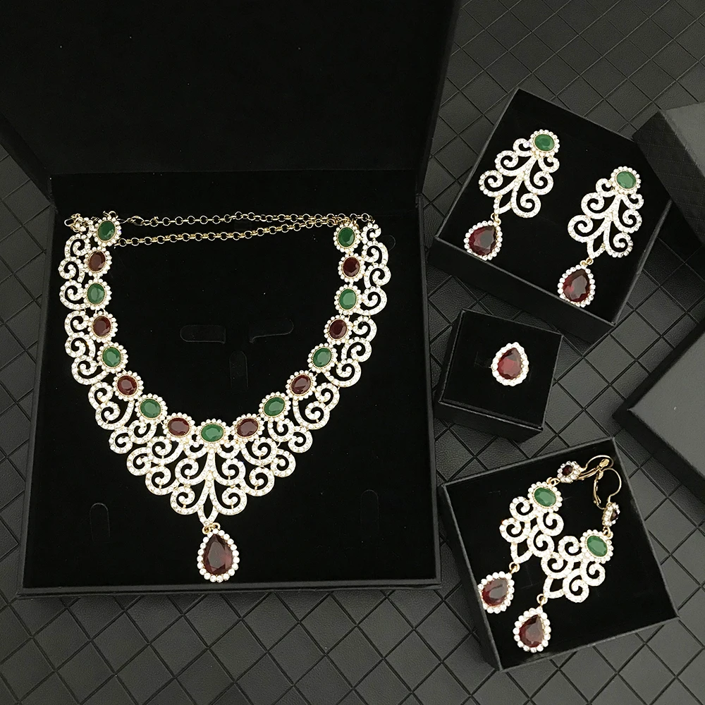 Luxurious Shine High Quality Bride Zircon Set Vintage French Wedding Dress NecKLace Earring brooch Ring for Women Jewelry Set
Luxurious Shine High Quality Bride Zircon Set Vintage French Wedding Dress NecKLace Earring brooch Ring for Women Jewelry Set