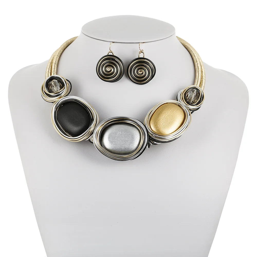 High quality Costume jewelry set Resin statement necklace and earrings set choker necklaces set X12031
High quality Costume jewelry set Resin statement necklace and earrings set choker necklaces set X12031