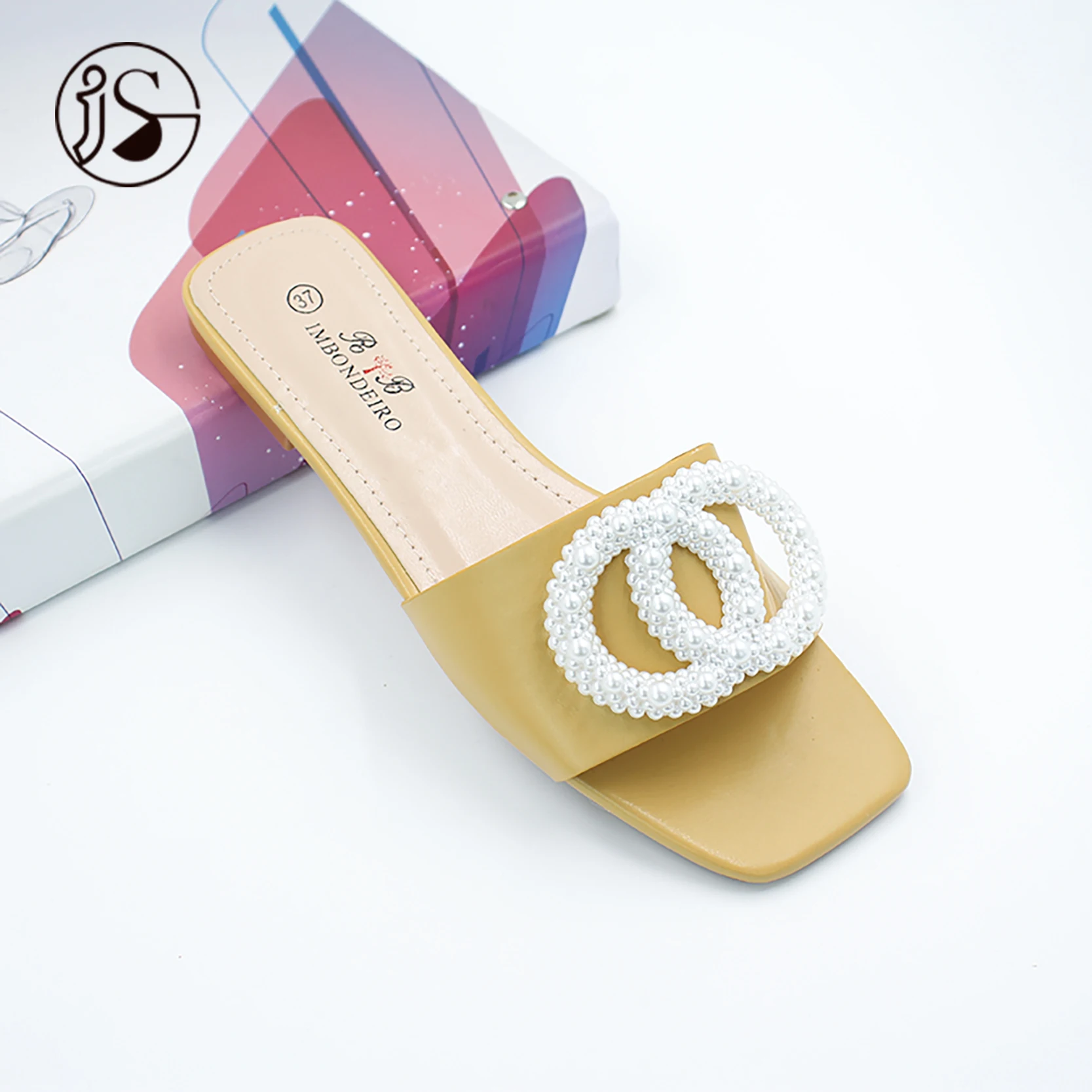 Wholesale 2021 new women's slippers flat fashion women's slippers Pearl decorative women's sandals, Customized color
Wholesale 2021 new women's slippers flat fashion women's slippers Pearl decorative women's sandals, Customized color