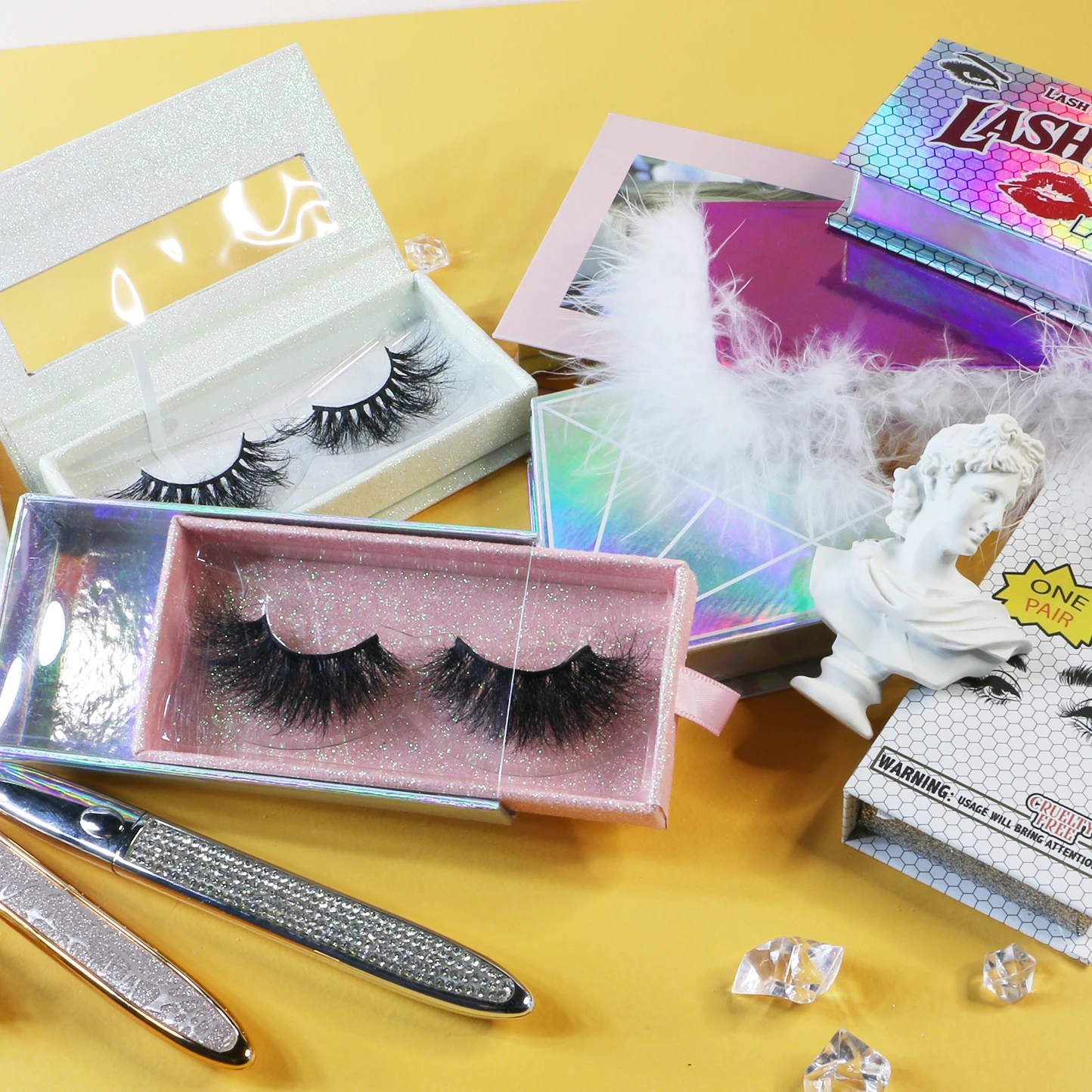 Wholesale 25 mm Wispy 4d Eye Lashes 25 mm Mink 5d Lashes with Packaging Boxes, Black
Wholesale 25 mm Wispy 4d Eye Lashes 25 mm Mink 5d Lashes with Packaging Boxes, Black