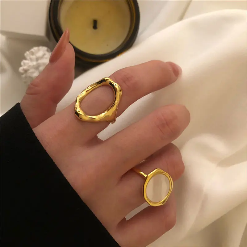 Vintage French Style Shell Geometric Ring Gold Silver Hollow Round Halo Finger Ring for Women Party Decoration
Vintage French Style Shell Geometric Ring Gold Silver Hollow Round Halo Finger Ring for Women Party Decoration