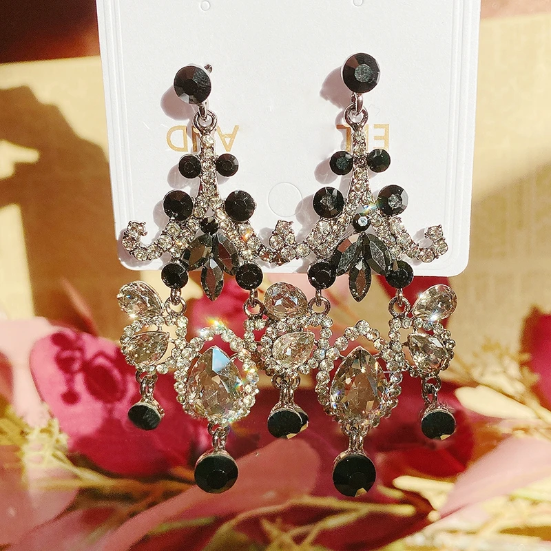Korean Palace Style Luxury Black Waterdrop Crystal Long Drop Earrings For Women Girls Elegant Party Jewelry Gifts
Korean Palace Style Luxury Black Waterdrop Crystal Long Drop Earrings For Women Girls Elegant Party Jewelry Gifts