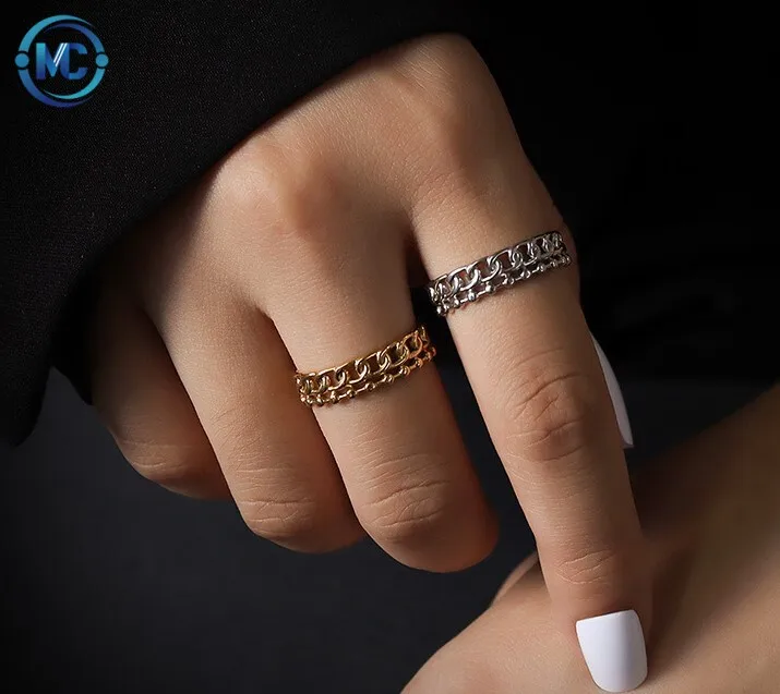 2021 Double Chain Opening Rings Couple Hollow Index Finger Rings 18K Gold Plated Stainless Steel Rings Jewelry Women, Gold,silver
2021 Double Chain Opening Rings Couple Hollow Index Finger Rings 18K Gold Plated Stainless Steel Rings Jewelry Women, Gold,silver