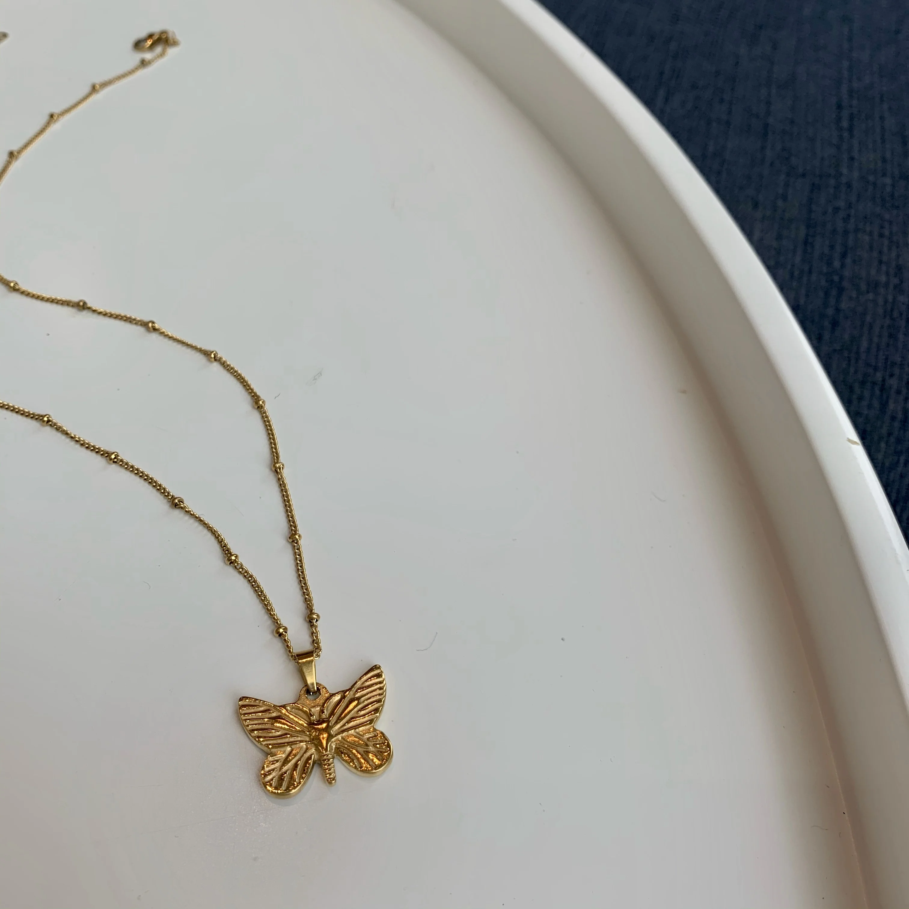 18K Gold Plated Textured Butterfly Necklace Beads Chain Pendants for Necklace Minimalist Hip Hop Vintage Fashion Jewelry 2021, Gold/silver
18K Gold Plated Textured Butterfly Necklace Beads Chain Pendants for Necklace Minimalist Hip Hop Vintage Fashion Jewelry 2021, Gold/silver