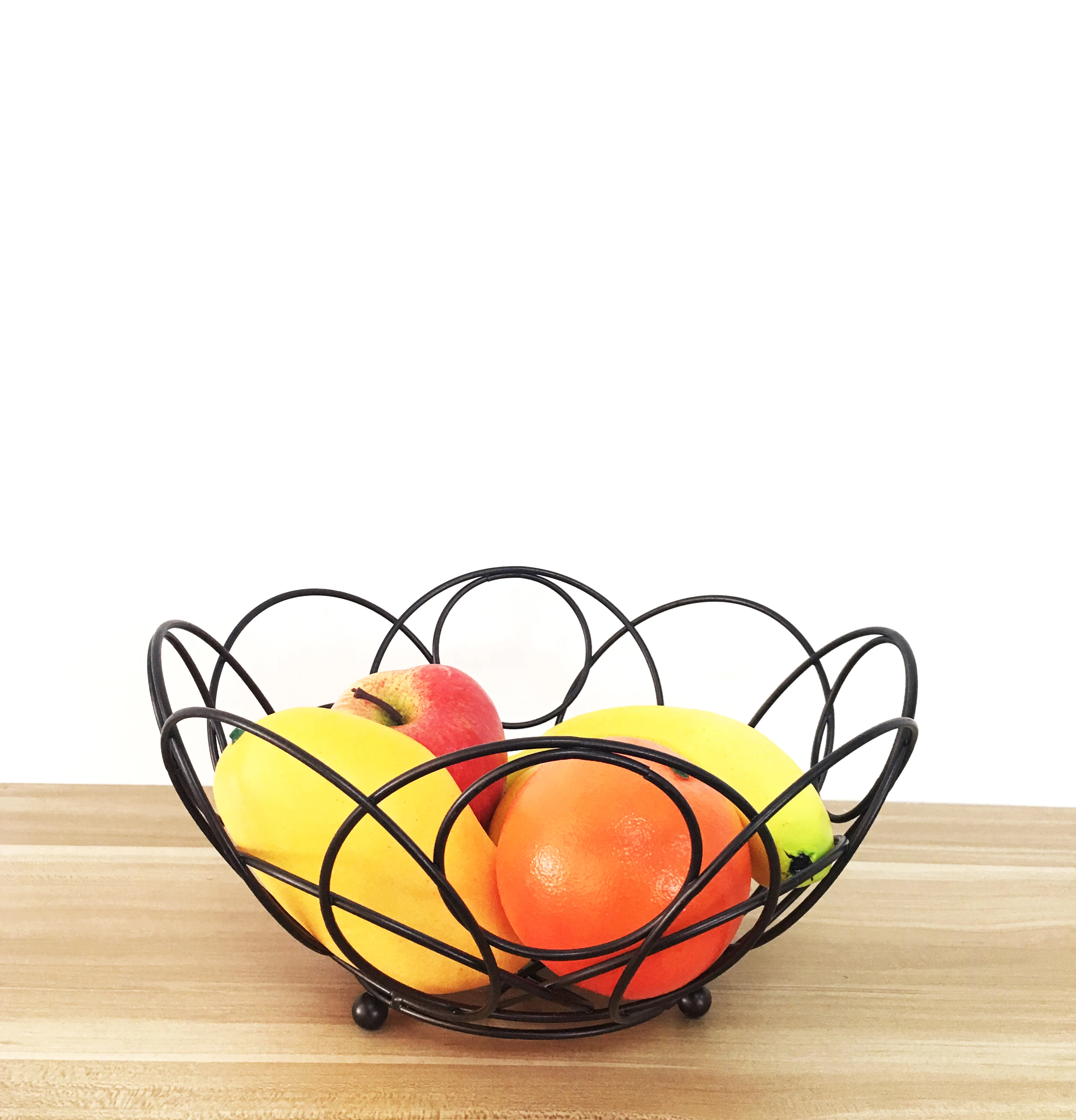 Modern Design Decorate Kitchen Counter Bread Fruit Bowl Vegetable Snacks Round Storage Metal Wire Fruit Basket
Modern Design Decorate Kitchen Counter Bread Fruit Bowl Vegetable Snacks Round Storage Metal Wire Fruit Basket