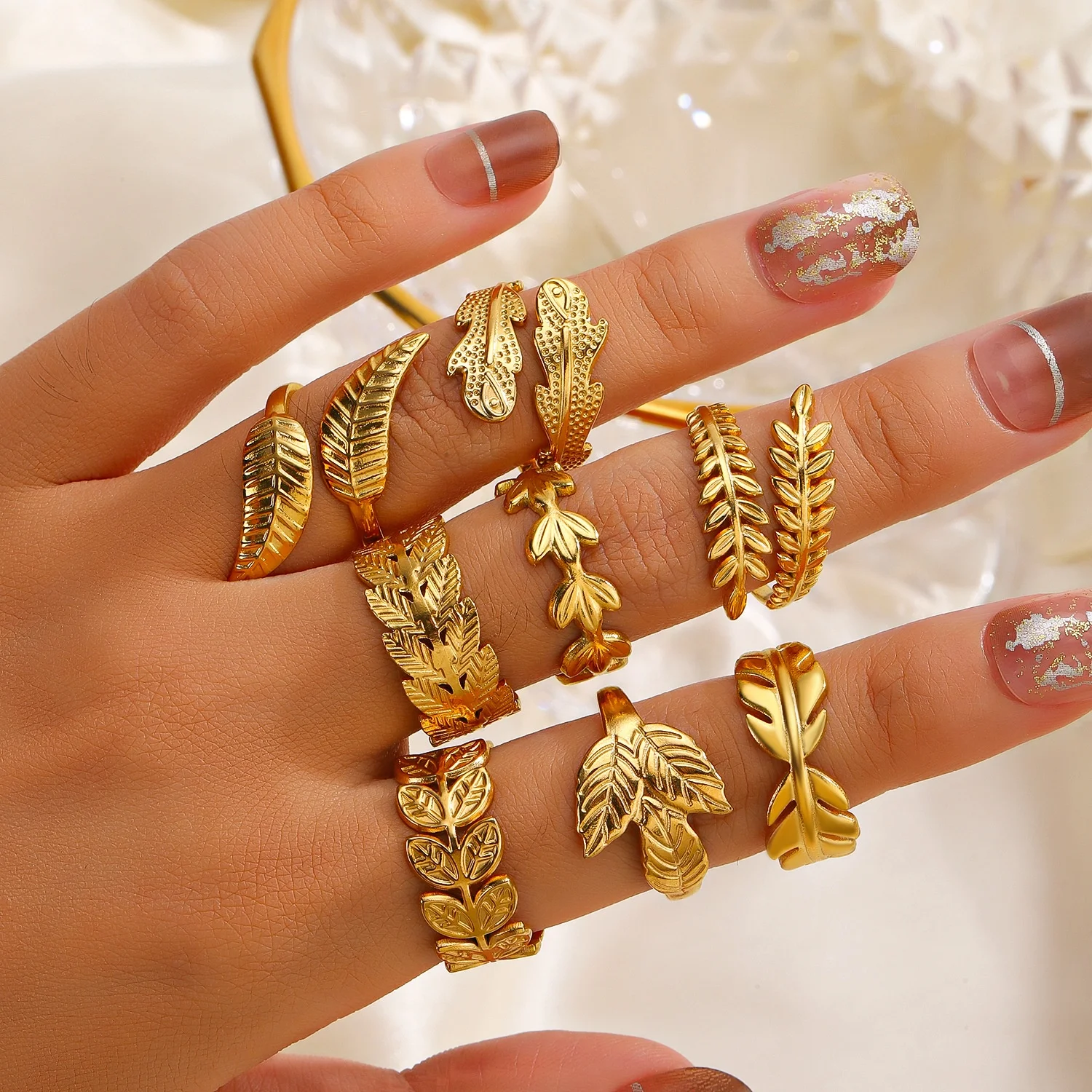 18K Gold Plated Stainless Steel Ring Personalized Opening Adjustable Leaf Finger Ring
18K Gold Plated Stainless Steel Ring Personalized Opening Adjustable Leaf Finger Ring