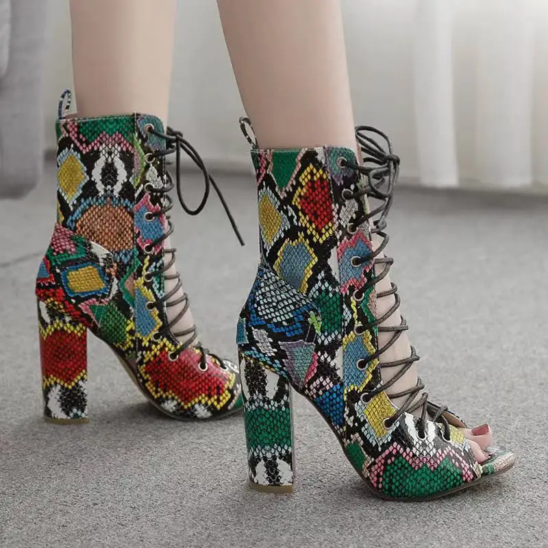 Roman new cool boots color snake pattern thick high heel open toe sandals women's ready stock, As picture
Roman new cool boots color snake pattern thick high heel open toe sandals women's ready stock, As picture