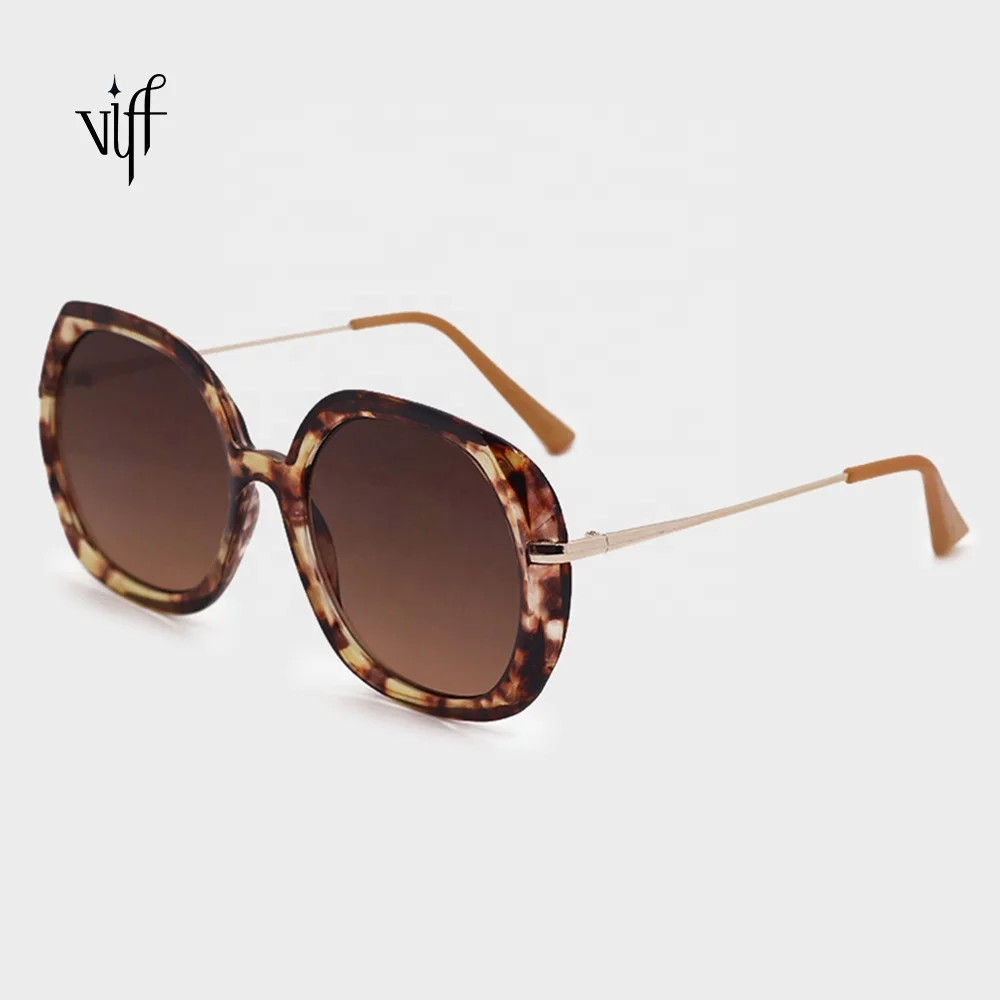 VIFF Wholesale Fashionable Sunglasses HP18059 Plastic Frame China Unique Custom Logo Shades Women Sunglasses
VIFF Wholesale Fashionable Sunglasses HP18059 Plastic Frame China Unique Custom Logo Shades Women Sunglasses