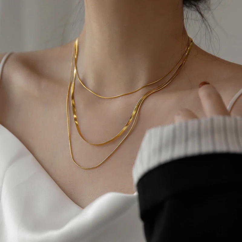 Trendy 18k Gold Plated Stainless Steel Triple Layers Snake Chain Necklace Gold Choker Necklace Party Jewelry Tarnish Free
Trendy 18k Gold Plated Stainless Steel Triple Layers Snake Chain Necklace Gold Choker Necklace Party Jewelry Tarnish Free