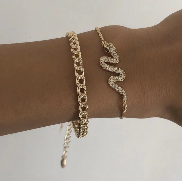 High Quality Full Zircon Charming Gold Colour Bracelet Elegant Punk Bracelets For Women Fashion Jewelry
High Quality Full Zircon Charming Gold Colour Bracelet Elegant Punk Bracelets For Women Fashion Jewelry