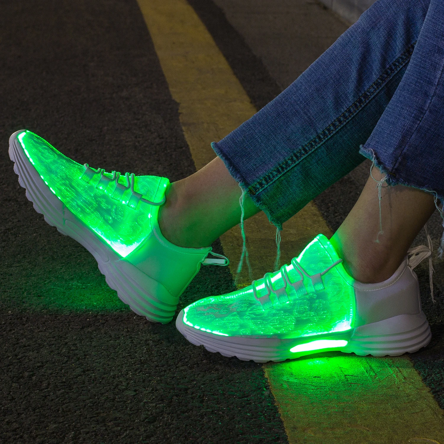 Led Optic Fiber 7 Lighting Colors Sport Waterproof Sneaker Fashion Luminous Shoes For Adults
Led Optic Fiber 7 Lighting Colors Sport Waterproof Sneaker Fashion Luminous Shoes For Adults