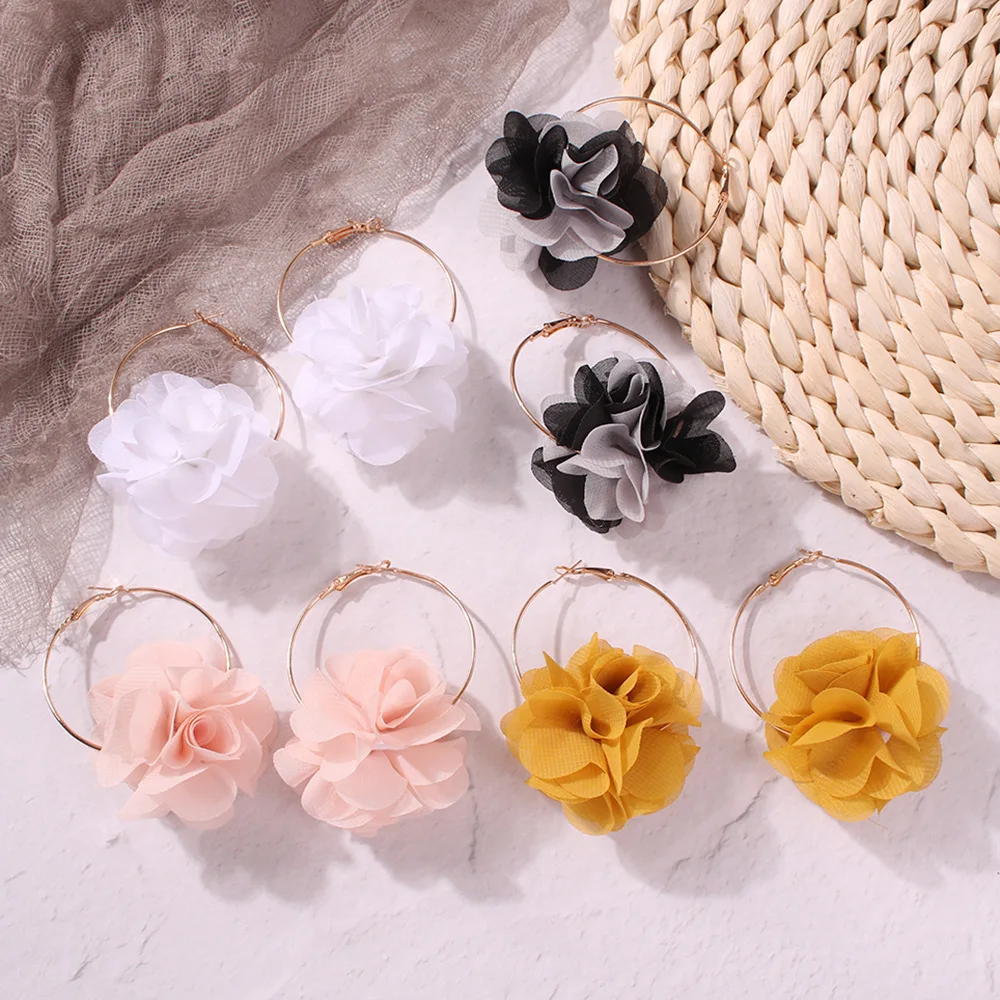 Bohemian trendy earring women fashion simple flower hoop earrings girls antique jewelry, Picture
Bohemian trendy earring women fashion simple flower hoop earrings girls antique jewelry, Picture
