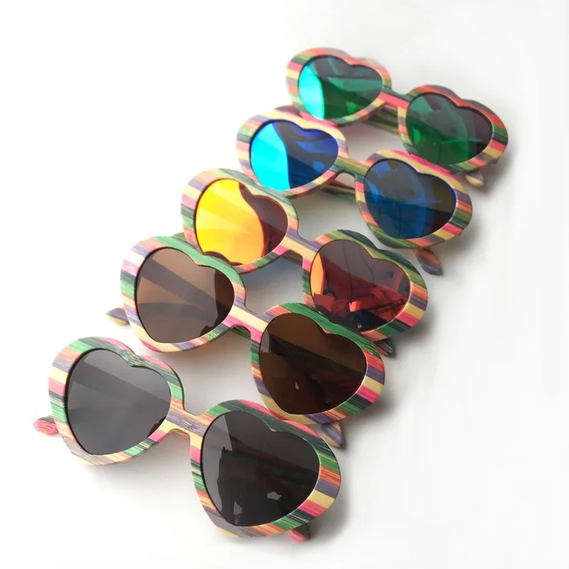 Custom Logo High Quality Handmade Bamboo Sunglasses Stylish Heart Shaped Polarized Fashion Mirror Sun Glasses for Women 2021
Custom Logo High Quality Handmade Bamboo Sunglasses Stylish Heart Shaped Polarized Fashion Mirror Sun Glasses for Women 2021