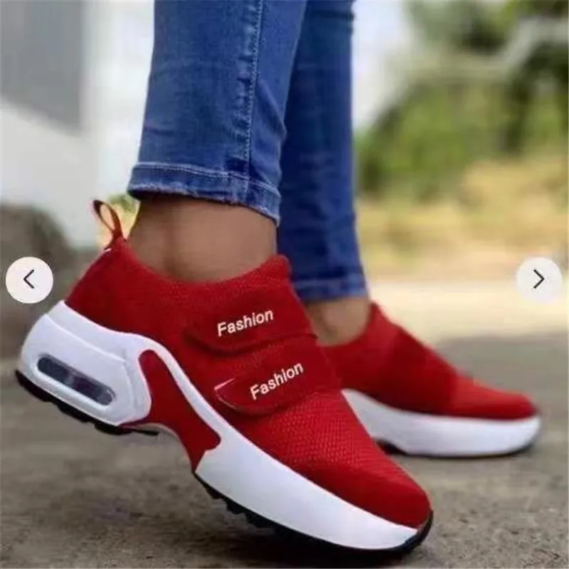 DEleventh autumn new style leisure women flyknit sports shoes chunky sole magic tape mesh upper lady training sneakers
DEleventh autumn new style leisure women flyknit sports shoes chunky sole magic tape mesh upper lady training sneakers