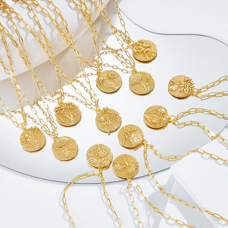 Fashion 2022 December Flower Birth Flower Necklace Coin Gold Flower Pendant Sweater Chain Clip Pendant Necklace For Women, Gold color
Fashion 2022 December Flower Birth Flower Necklace Coin Gold Flower Pendant Sweater Chain Clip Pendant Necklace For Women, Gold color