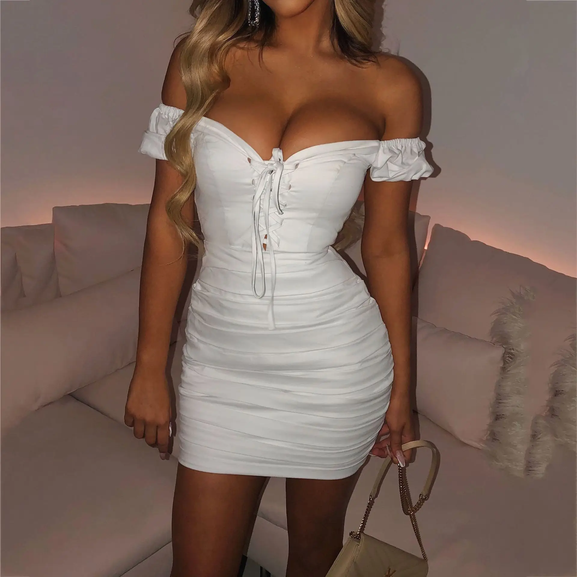 XS-L Chill style off shoulder sleeveless bandage skinny mini one piece dresses women ruched strapless dress 
XS-L Chill style off shoulder sleeveless bandage skinny mini one piece dresses women ruched strapless dress