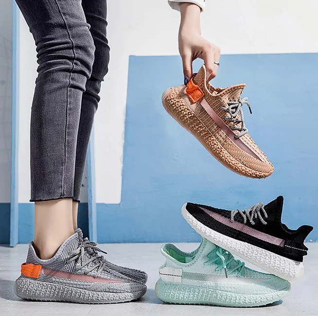 LFZ-77 2020 New Design Fashion Women Yeezy Shoes Reflective Breathable Sneakers Running Shoes
LFZ-77 2020 New Design Fashion Women Yeezy Shoes Reflective Breathable Sneakers Running Shoes