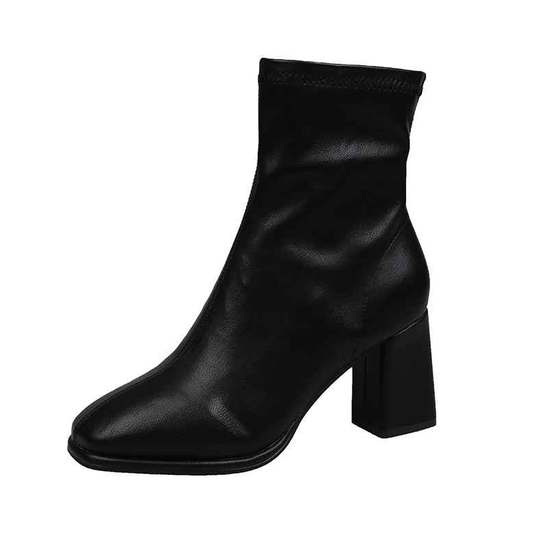Genuine Leather Women's Boots Autumn And Winter The New Round Head Zipper Metal Decoration High Heel Short Tube Women's Shoes
Genuine Leather Women's Boots Autumn And Winter The New Round Head Zipper Metal Decoration High Heel Short Tube Women's Shoes