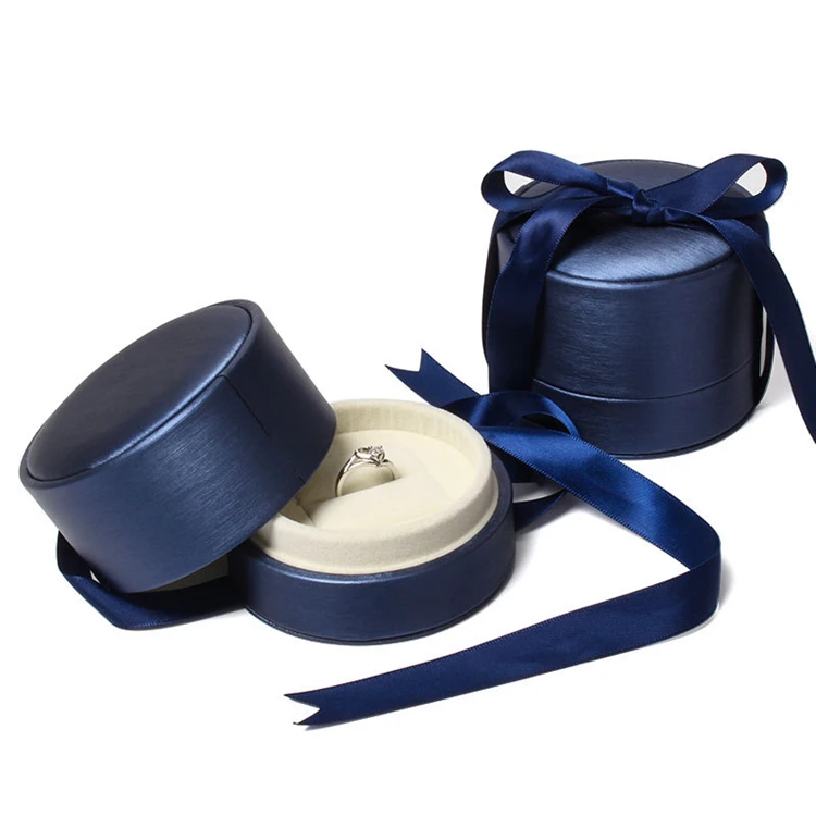 Luxury Fabric Jewelry Packaging Luxury Silk Boxes With Custom Logo Printed Packaging Ring Box Jewelry Gift Box, Blue colors (customized)
Luxury Fabric Jewelry Packaging Luxury Silk Boxes With Custom Logo Printed Packaging Ring Box Jewelry Gift Box, Blue colors (customized)