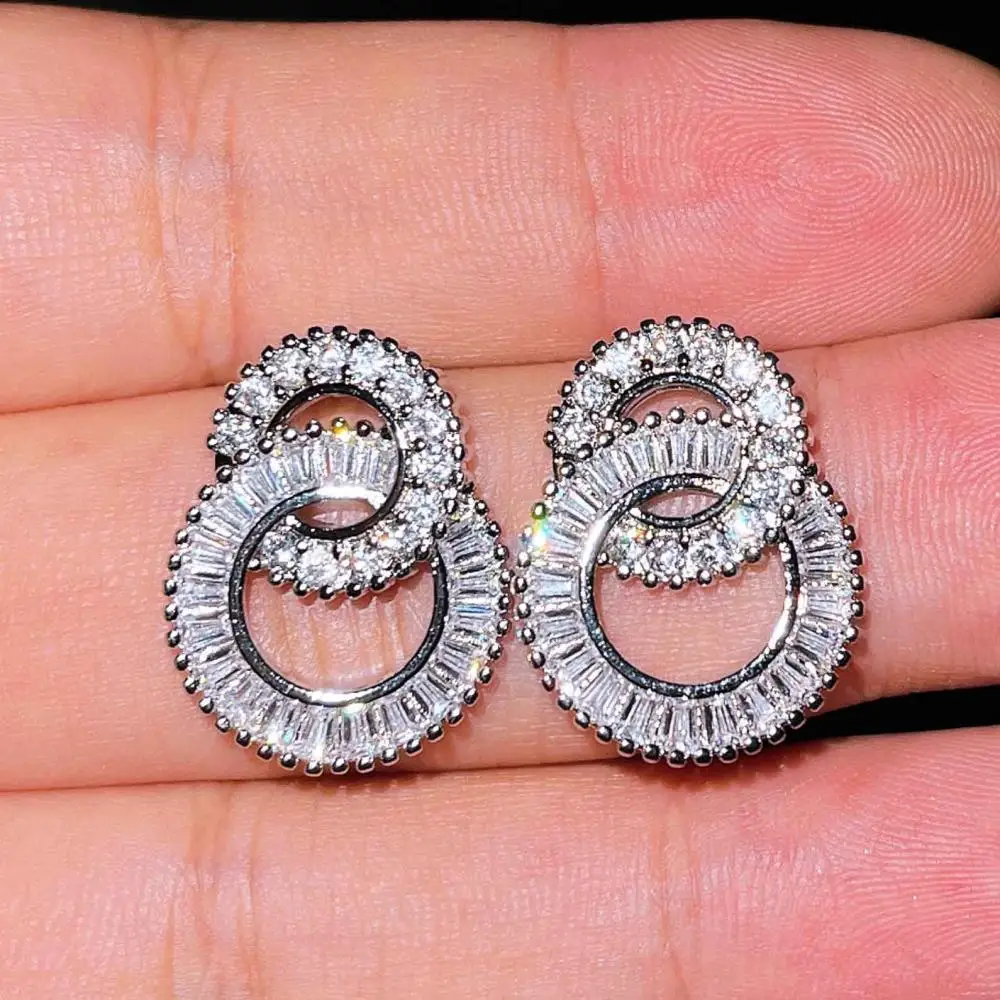 S925 Silver Zircon Inlaid Geometric Double Round Stud Earrings Simple Glittery Earrings Fashion Circle Earrings
S925 Silver Zircon Inlaid Geometric Double Round Stud Earrings Simple Glittery Earrings Fashion Circle Earrings