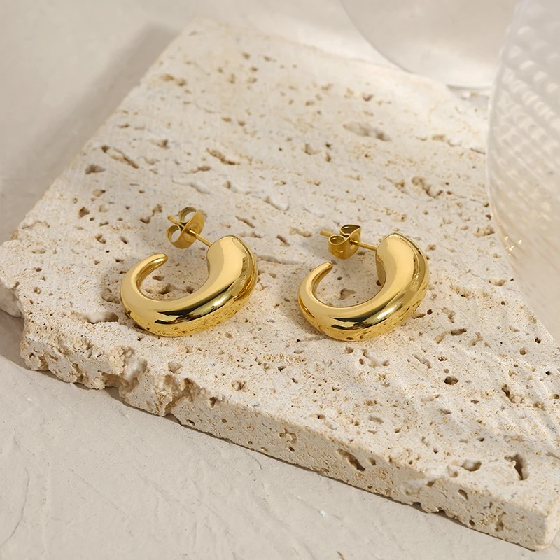 Fashion chunky jewelry 18K gold plated irregular C-hoop earrings Stainless steel earrings waterproof
Fashion chunky jewelry 18K gold plated irregular C-hoop earrings Stainless steel earrings waterproof