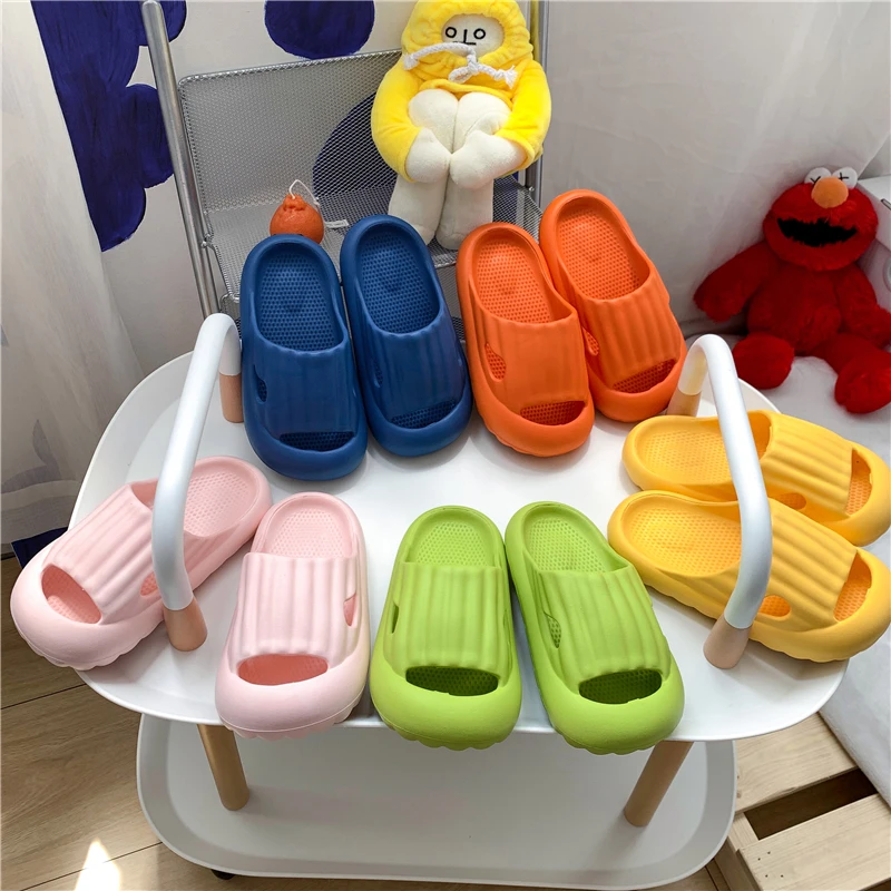 2021 Summer Children'S Slippers Soft Kids Sandals Boys Girls Slippers Chinelo Yezzy Slippers For Girls, 5 colour
2021 Summer Children'S Slippers Soft Kids Sandals Boys Girls Slippers Chinelo Yezzy Slippers For Girls, 5 colour