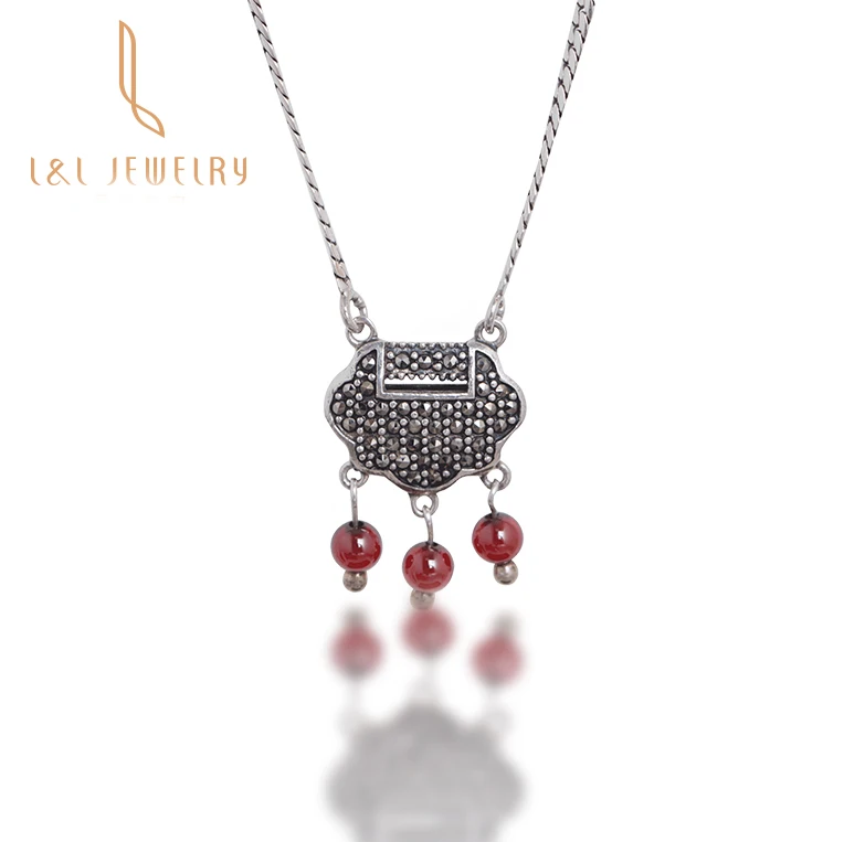 Ruyi Pendant Garnet Necklace Marcasite Set in Handmade 925 Sterling Silver with Natural SNAKE Chain L&L Jewelry High Quallity, Black silver
Ruyi Pendant Garnet Necklace Marcasite Set in Handmade 925 Sterling Silver with Natural SNAKE Chain L&L Jewelry High Quallity, Black silver